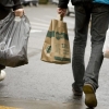 Montreal stores could be fined up to $4K for giving out plastic bags with new bylaw