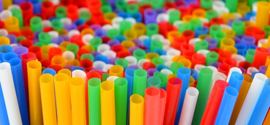 CA Lawmakers Mull Bans On Drinking Straws, Mylar Balloons
