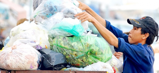 Non-biodegradable plastic bags polluting HCMC Vietnam